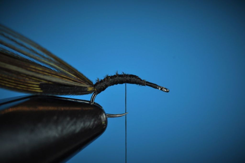 Sunken Beetle Fly Step-by-Step