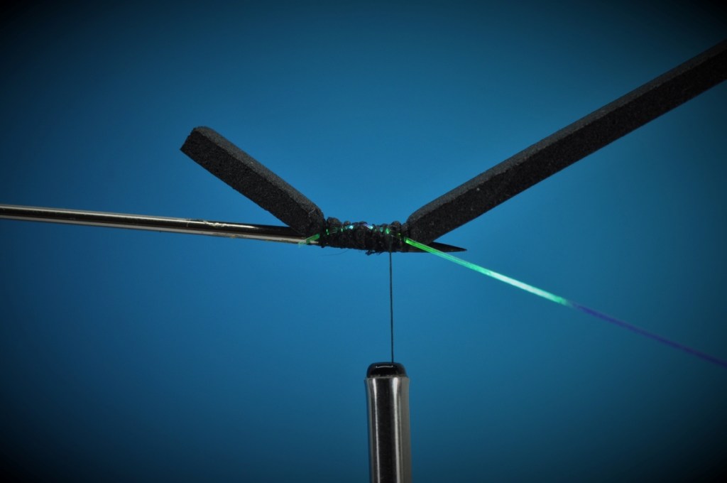 Narova Beetle Fly Step-by-Step